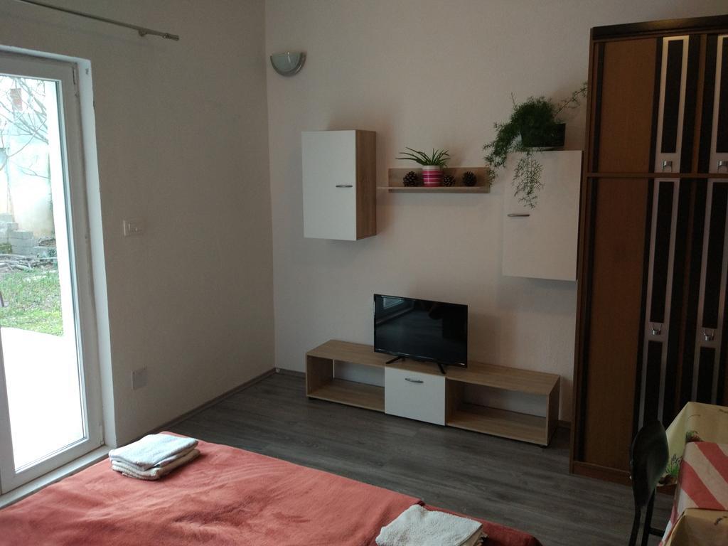 Apartment Tome Biograd Na Moru Εξωτερικό φωτογραφία